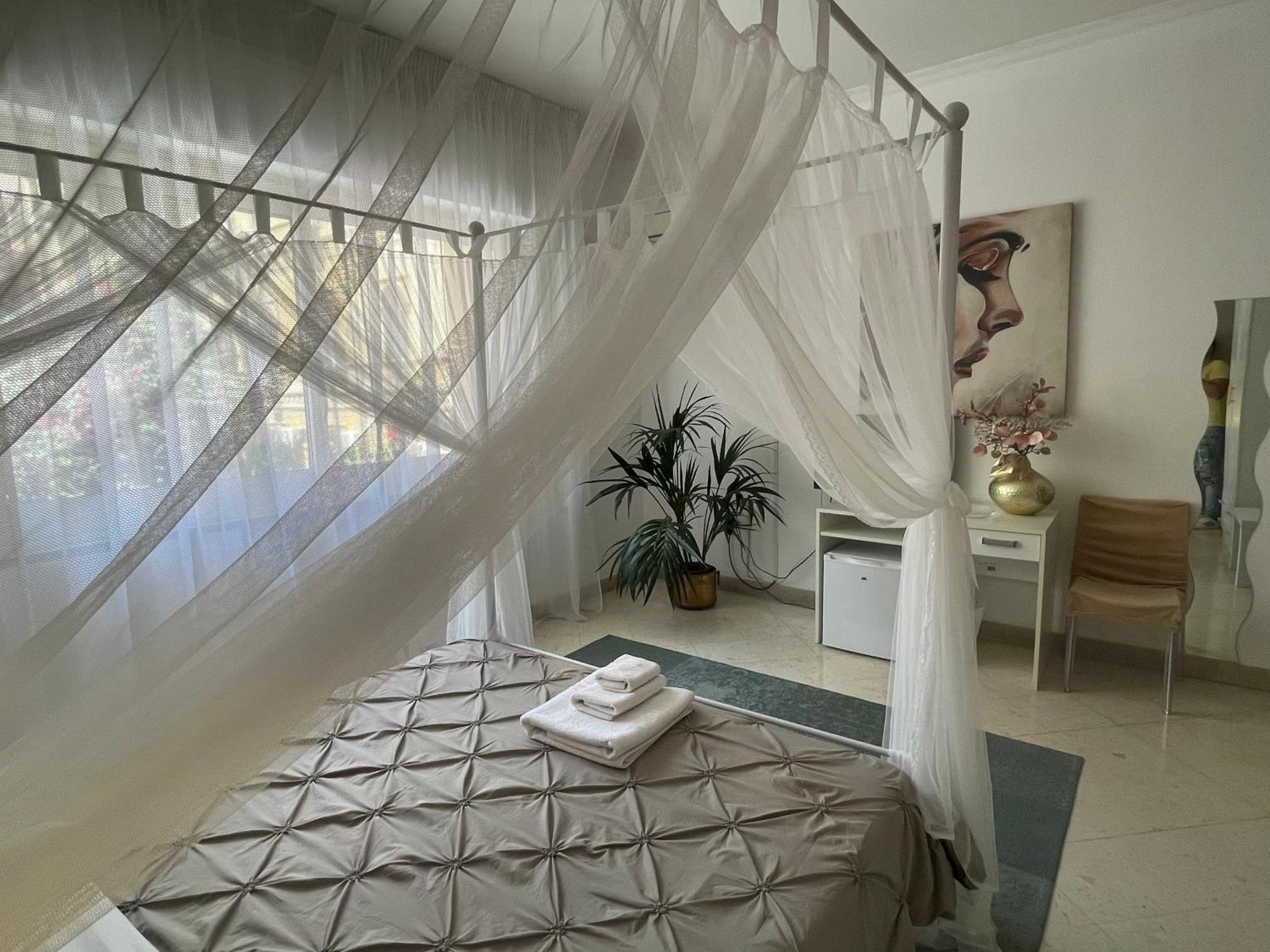Al Politeama Rooms B&B Палермо Екстериор снимка